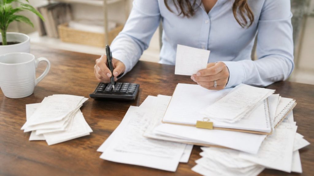 How to Organize Business Expenses: 7-Step System